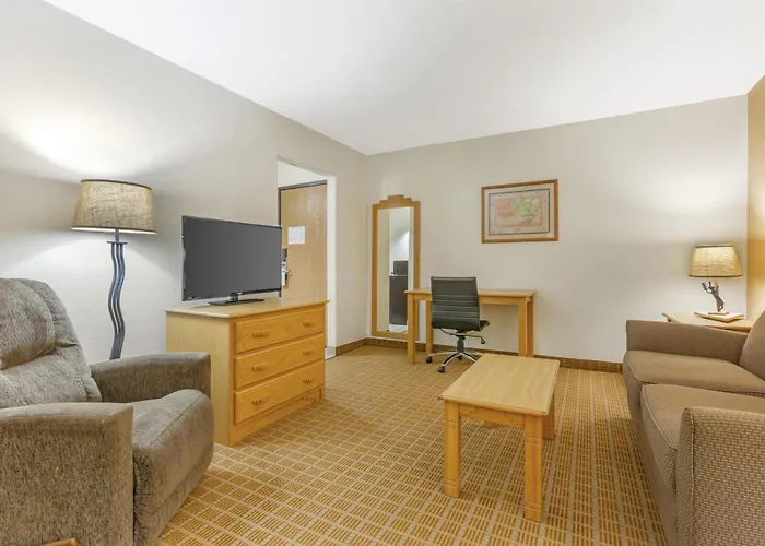 Western & Hotel