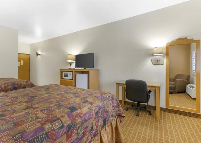Hotel Western & 3*