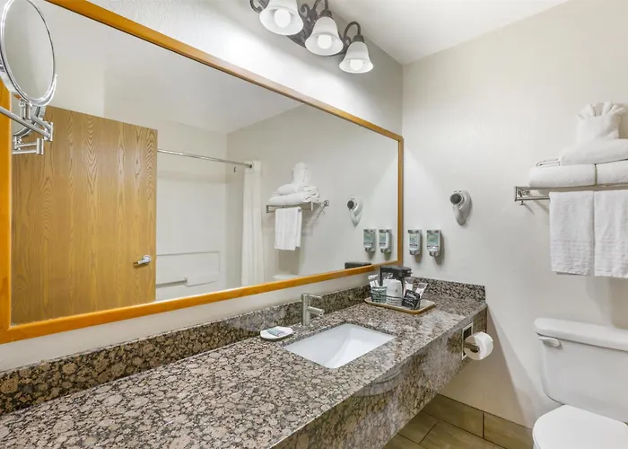 Hotel Western & 3*
