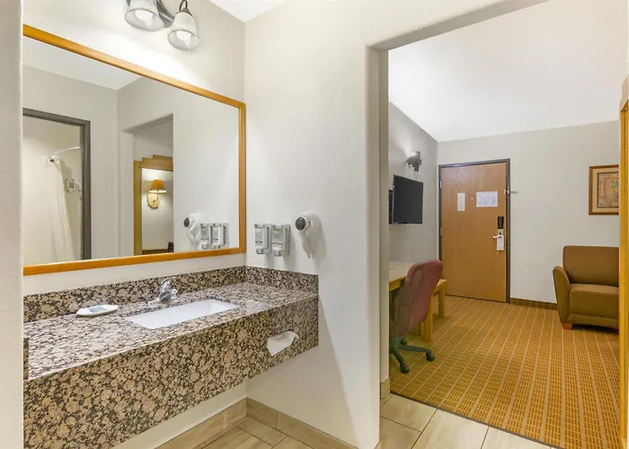 Hotel Western & 3*