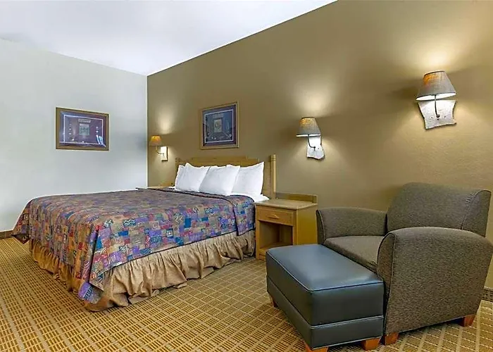 Western & Hotel