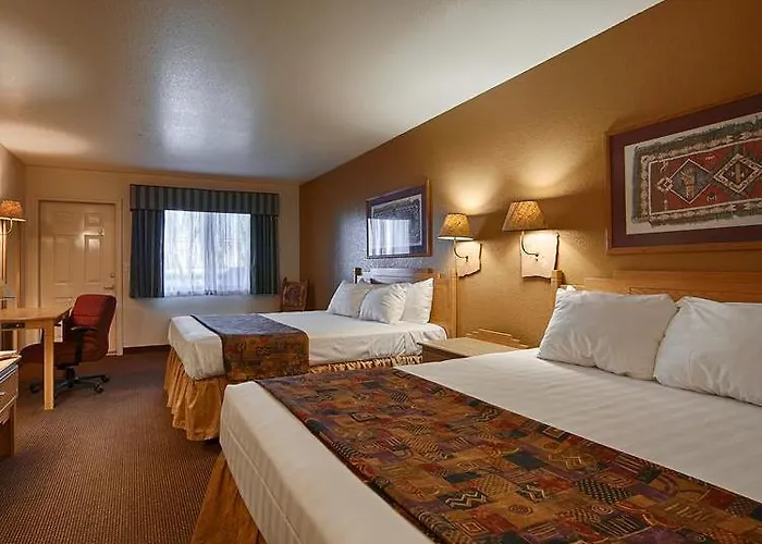 Western & Hotel