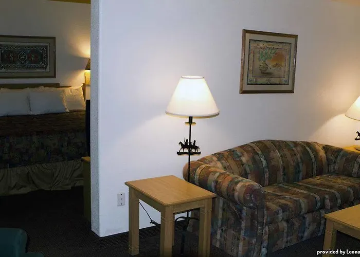Hotel Western & 3*